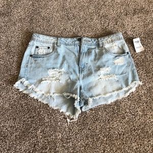 NWT Charlotte Russe Light Wash Distressed Shorts